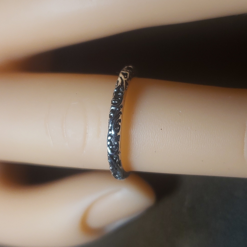 BRAND NEW RING SIZE 5.5